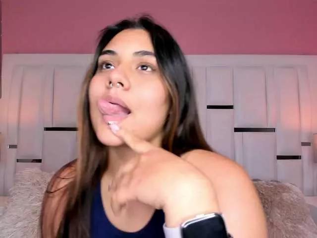 AlannaWest from BongaCams