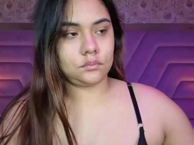 AlannaWest from BongaCams