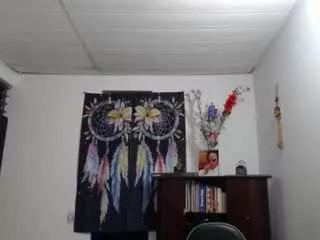 allisonbigtits69 from CamSoda