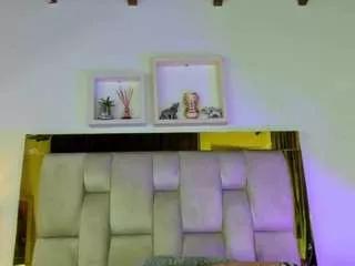 emma-rossee from CamSoda
