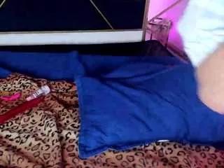 engelth97 from CamSoda