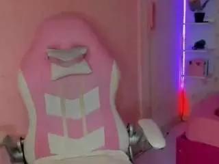 etthan-haw from CamSoda