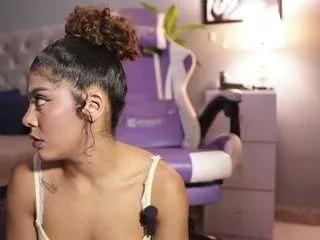 hanna-chris from CamSoda