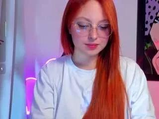 izyzys-baker from CamSoda