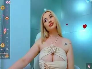 kinkyofficee from CamSoda