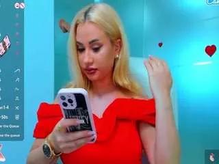 kinkyofficee from CamSoda