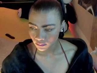 lilithsavett from CamSoda