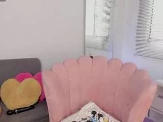 missvaleriewatts from CamSoda
