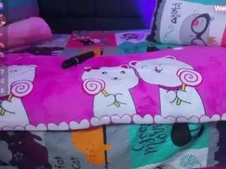 samanta-pink from CamSoda