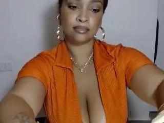 sashaishere from CamSoda