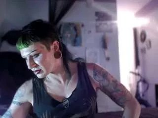 thetsbrieee on CamSoda 