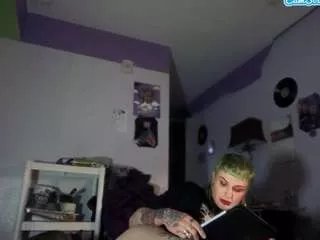 thetsbrieee on CamSoda 