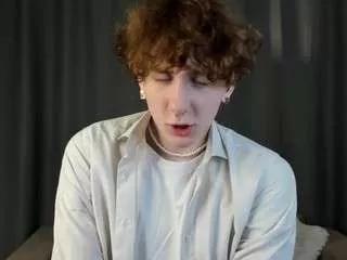 thomas-ron on CamSoda