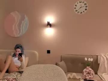 1i1ypa1mer from Chaturbate