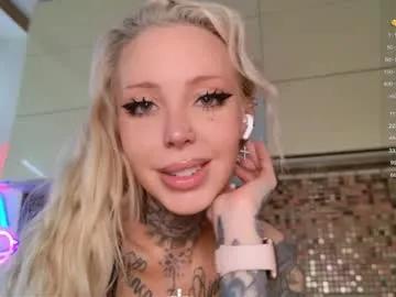 2badforyou on Chaturbate