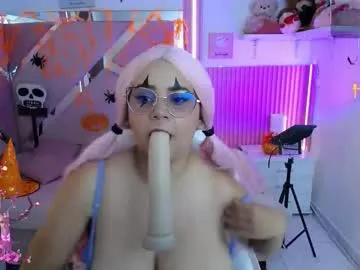 _miaaleon on Chaturbate