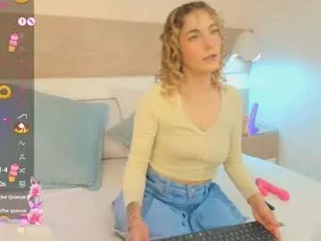 adharawoo on Chaturbate 