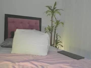 allysnow on Chaturbate 
