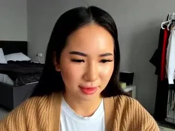 amina_artin on Chaturbate