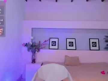 anaisvelvet1 on Chaturbate 