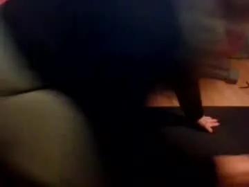 angel_raexx — take off a piece of clothing down to lingerie  [95 tokens remaining]