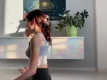 anntics_ — good morning. ill come back to u after doing yoga [25 tks left]   #tease #natural #skinny