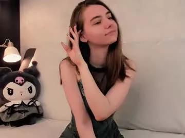 approche_toi_petite on Chaturbate 
