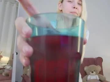 ashly_cherry on Chaturbate