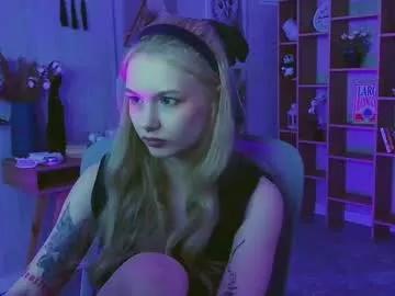 avadaviis from Chaturbate