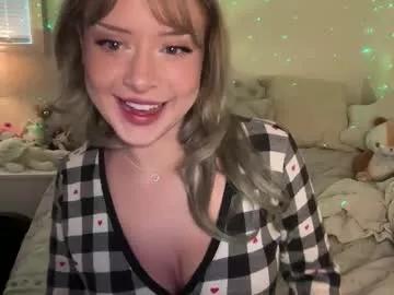averyyy333 — back and ready for fun!  4th day ;) #young #bigboobs #new #blonde