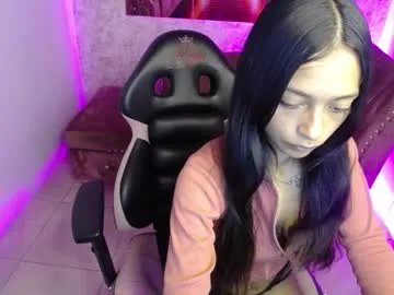 aylanny_m on Chaturbate