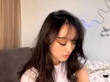 bella_gasp model from Chaturbate