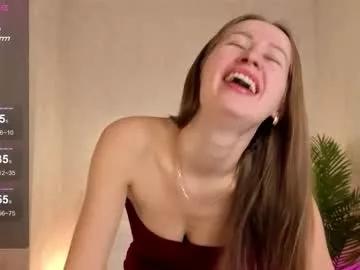 bella_li__ on Chaturbate