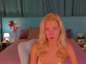 bella_stewartt — GOAL: Ride on lucky pillow [33 tokens remaining] PVT OPEN! Hello! WOW! At the end of my stream, I want to do a CUM SHOW! #new #smalltits #skinny #18 #teen #blonde