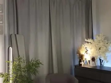 berry_bloom on Chaturbate 