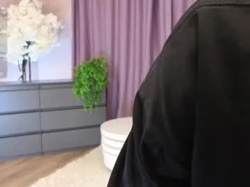 berry_bloom on Chaturbate 