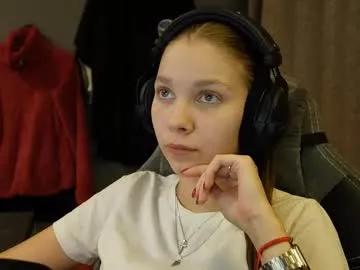 brandamatteson — Gently touch my boobs ^3 #cute #shy #teen #18 #new [40 tokens remaining]