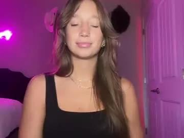 brielledaviss on Chaturbate