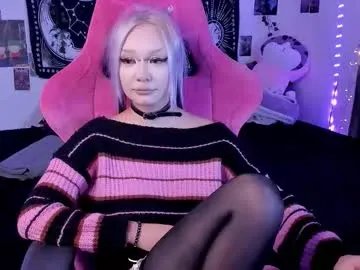 broodmommyy3 on Chaturbate