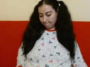 bustyemma on Chaturbate