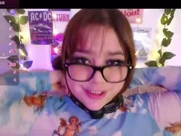 chaarlotte_1 from Chaturbate
