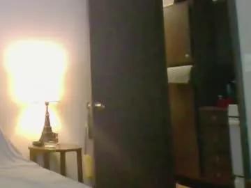 charleyandsmokie on Chaturbate