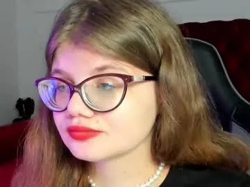 chloehalses on Chaturbate