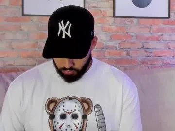 chris_varden on Chaturbate