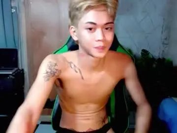 cuteleemoreno — hi #asian #twink  #latino #young #new [99 tokens remaining]