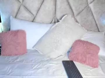 dahianfox8 — Flirty Awakening  [300 tokens left] Smiling & naughty  -- See how I give myself with every tip #latina #mature #striptease #sexy #fridayvibes