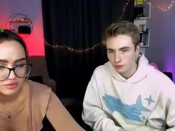 david_sunny — GOAL: expose one's breasts [140 tokens remaining] Welcome to my room! #teen #shy #18 #abs #slave