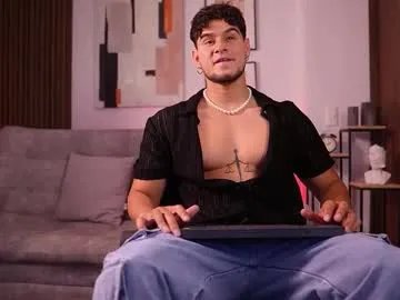 davies_brown on Chaturbate