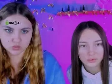 dina_bloom on Chaturbate