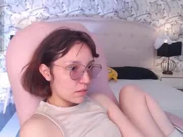 eliza_gh — Get ready for an Squirt that will leave you speechless!  #glasses  #smalltits #hairy #natural #daddysgirl